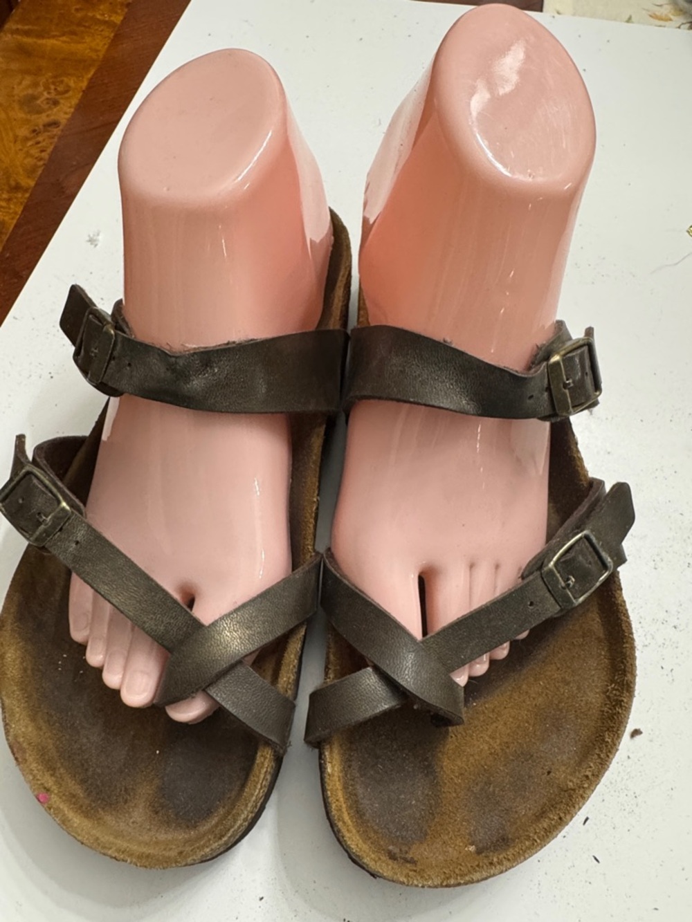 Brown Crisscross Buckle Leather slipper size 39